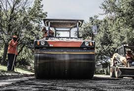 Best Driveway Grading and Leveling  in Cascade, IA